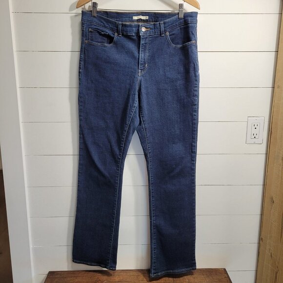 EUC Levi's Classic Boot Cut Dark Denim Jean Women's sz 14 - Picture 2 of 10